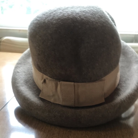 Wool hat - Picture 2 of 3